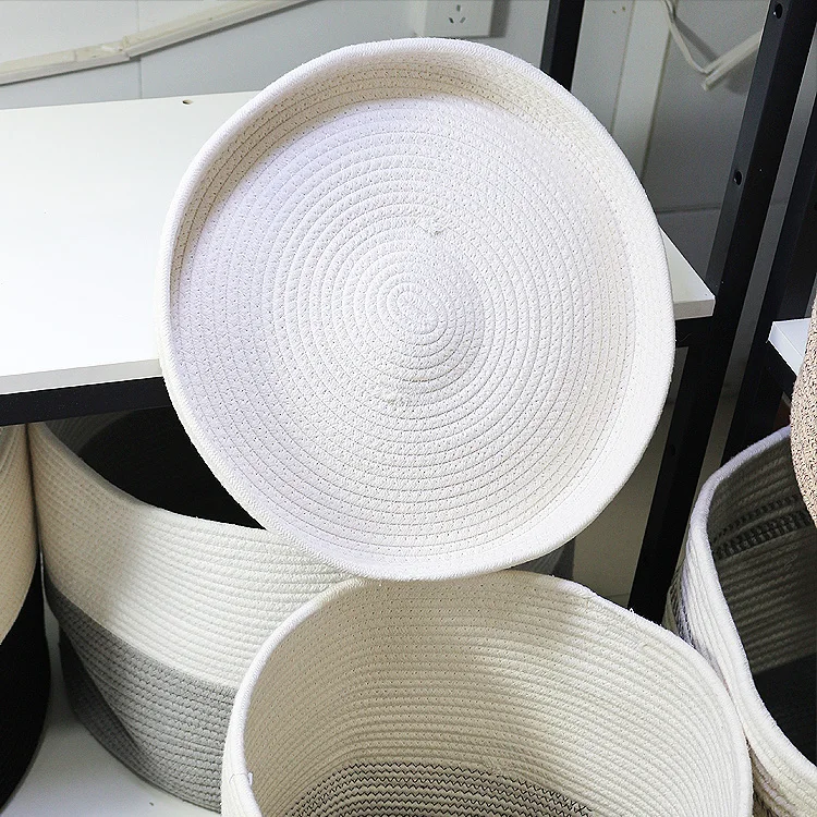 Amizon hot best sale tall wholesale white and grey pattern  weave household cotton rope storage basket with cover lid