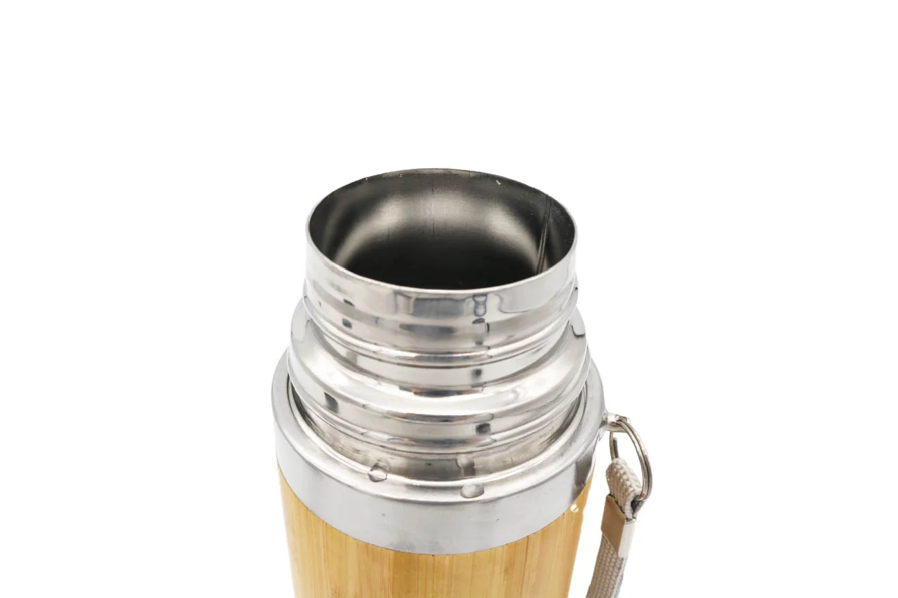 eco-friendly 500 ml stainless steel bamboo mug bullet shape vacuum flask with handle travel water bottle for hot