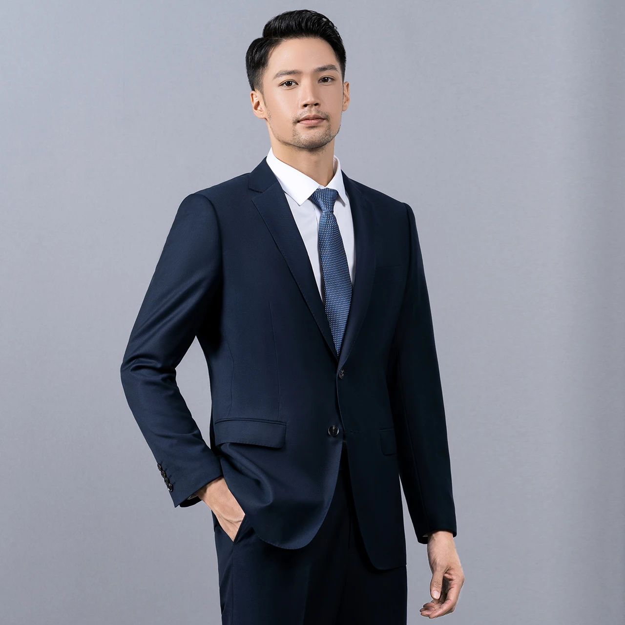 2024 High Quality Weddings men suits tuxedo Navy blue blazer classic jackets pants two pieces slim fit formal suit for men