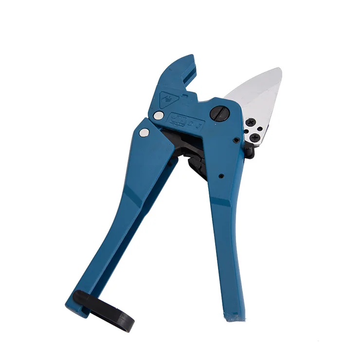 Hot seller 42mm cutting capacity PVC/PPR/PR/PU Aluminum alloy pipe cutter SK5 blade pipe scissors