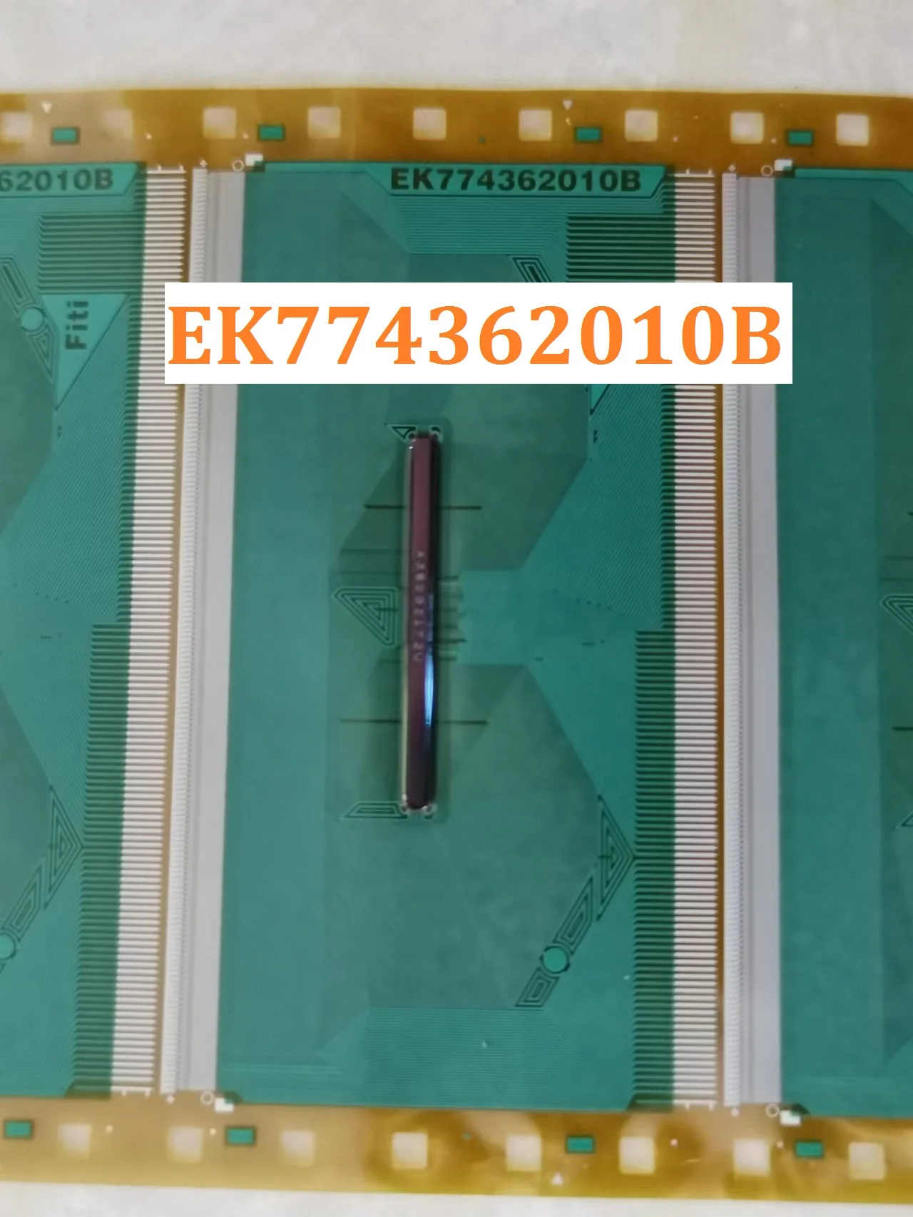 Original New COF IC NT65905H-C024BA for LED TV Screen Repair