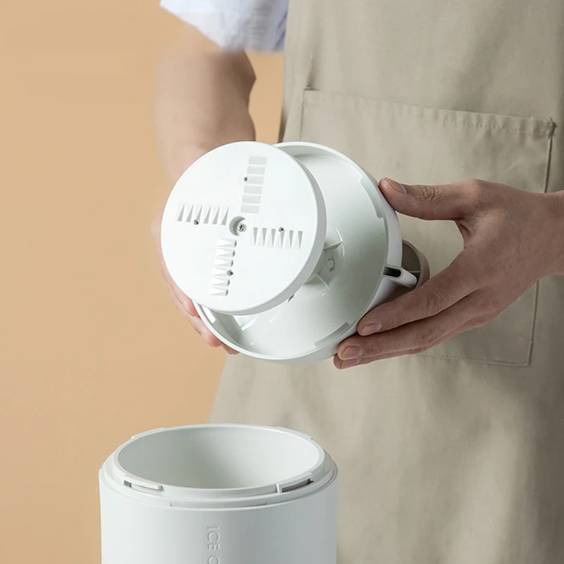 Portable Shaved Ice Machine Manual Snow Cone Machine Ice Crusher Machine Ice Cube Tray Kitchen Tool