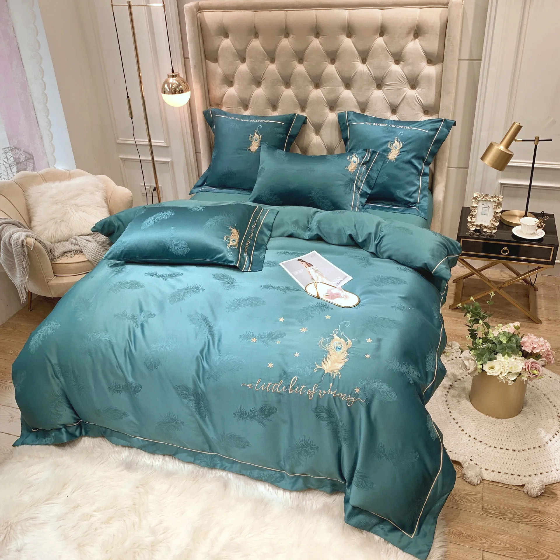 Комплект постельного белья с жаккардовой вышивкой 4 шт. 60% хлопок 40% полиэстер