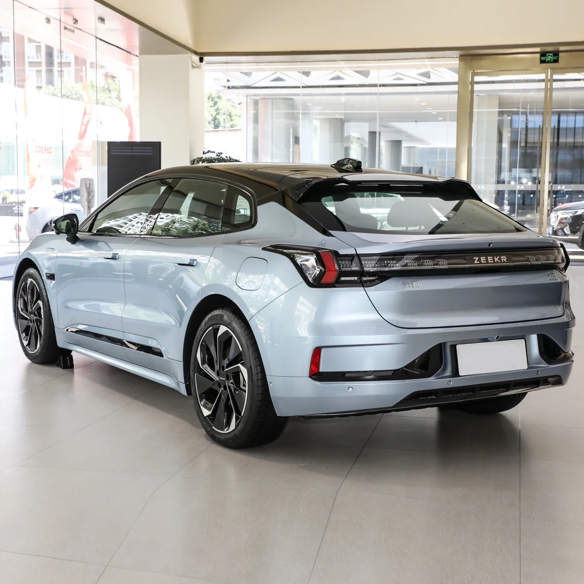 2024 Zeekr 001 EV New Generation Electric Car AWD Sedan Long Range 712km Pure Electric Vehicle with Smart Control System