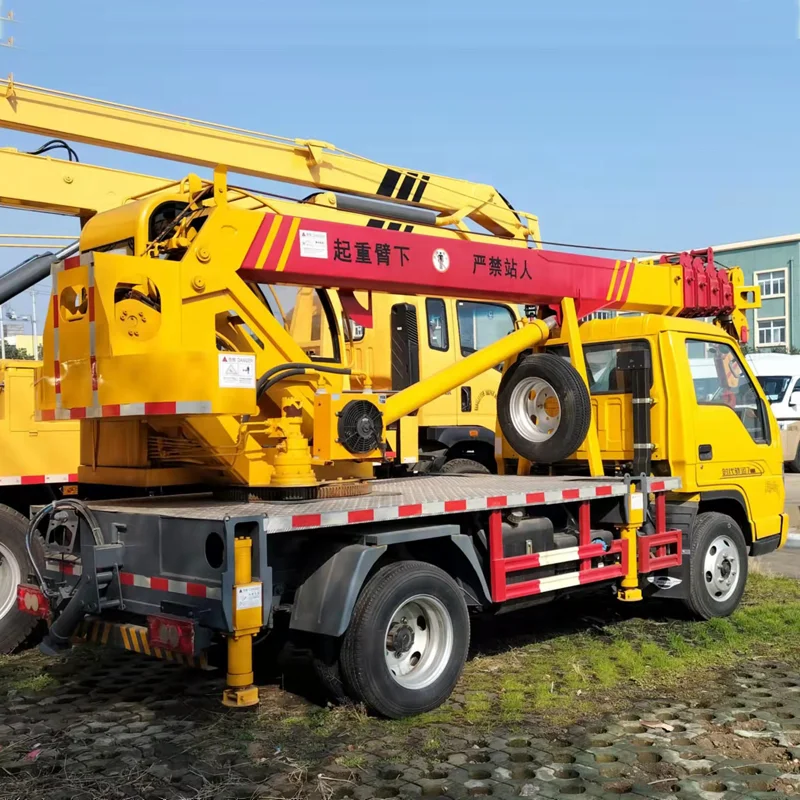 FOTON  single-row crane truck   hoisting machine   derrick car