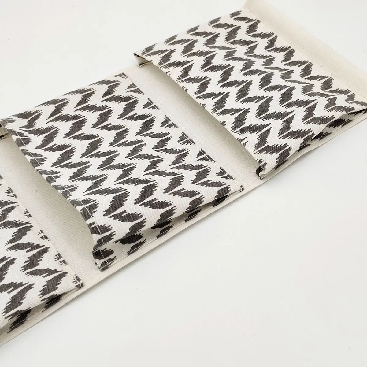 Yulin Jiafu Diaper Caddy 3 Pocket canvas Linen Cotton Fabric hanging wall pocket