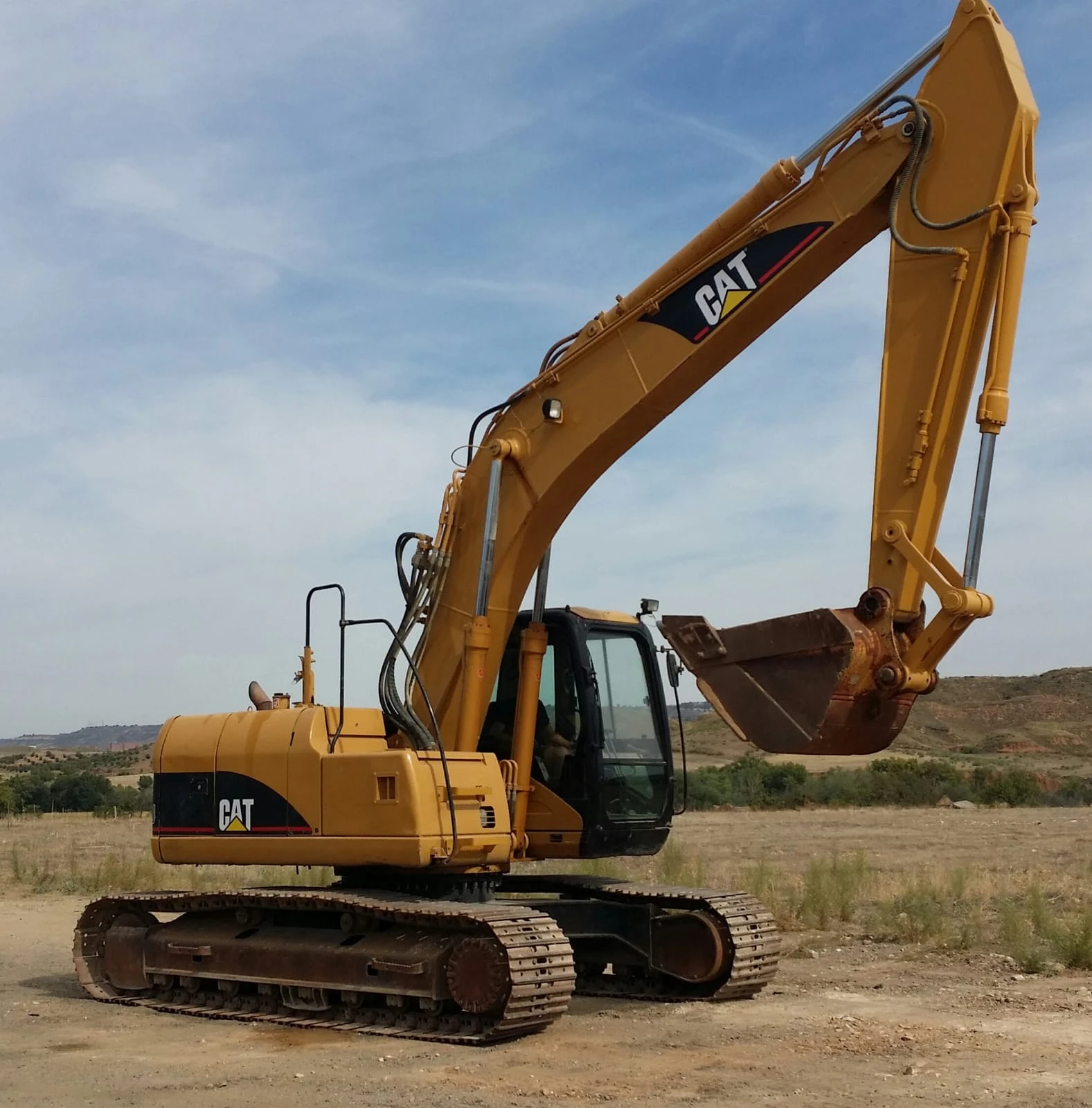 Affordable Used Excellent Working Condition Original Japan Used Excavator Caterpillar 320C