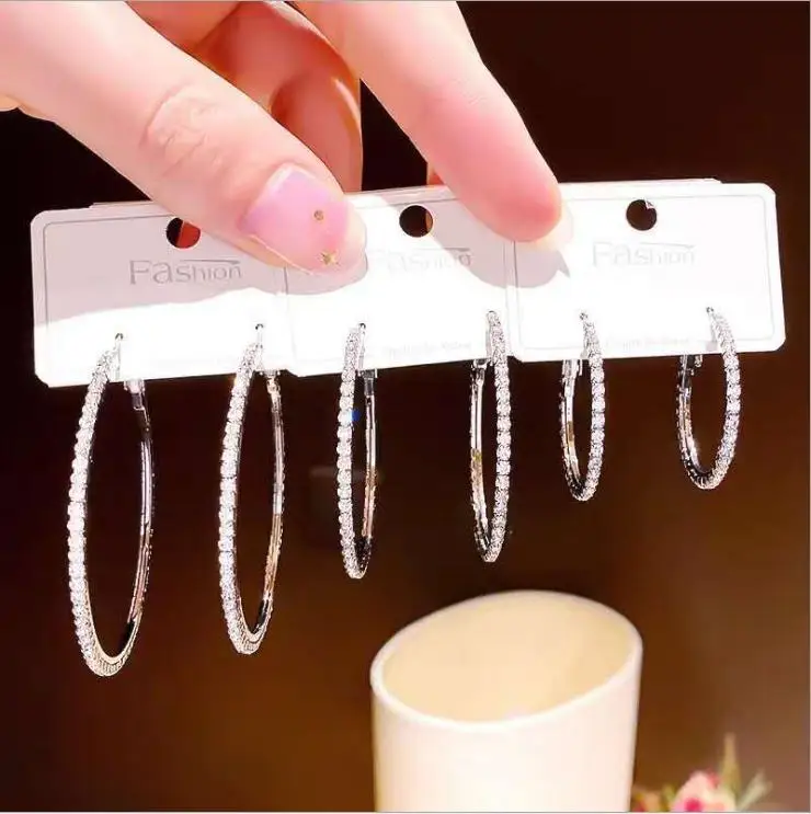 18k позолоченные серьги от завода-производителя ювелирные изделия 2020 обруч с покрытыем цвета чистого 24 каратного золота латунь для женщин oem (контрактное производство продукции которая уже