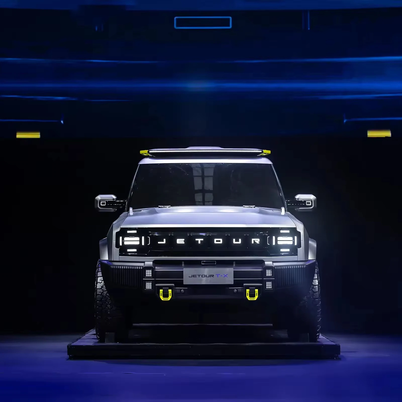 2024 JETOUR Traveler 1.5T 2WD petrol car 5 seats 7DCT SUV Gasoline Dct Engine 2.0 T Sports Lhd Jetour Traveller