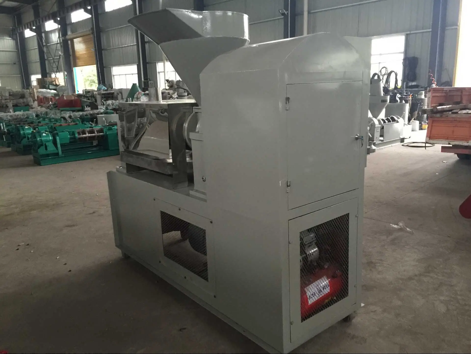 300-350kg/h Automatic Flax seed Soybean Peanut Coconut Sesame Oil Making Oil Press Machine  Vacuum Composite Screw Oil Pressers