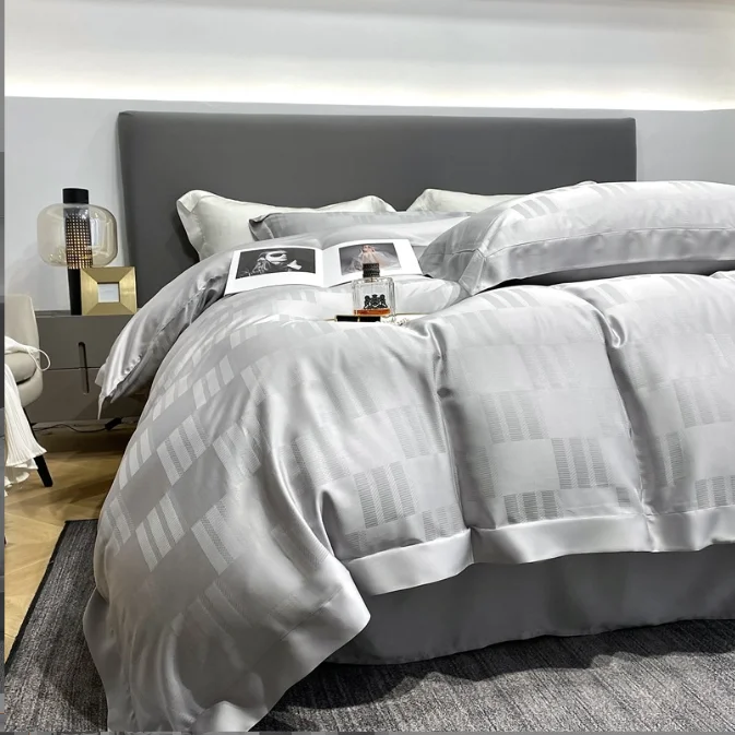 Fast Delivery Bedding Set Smooth Comforter 4 Pcs Bedding Set Jacquard Pattern Bed Sheets