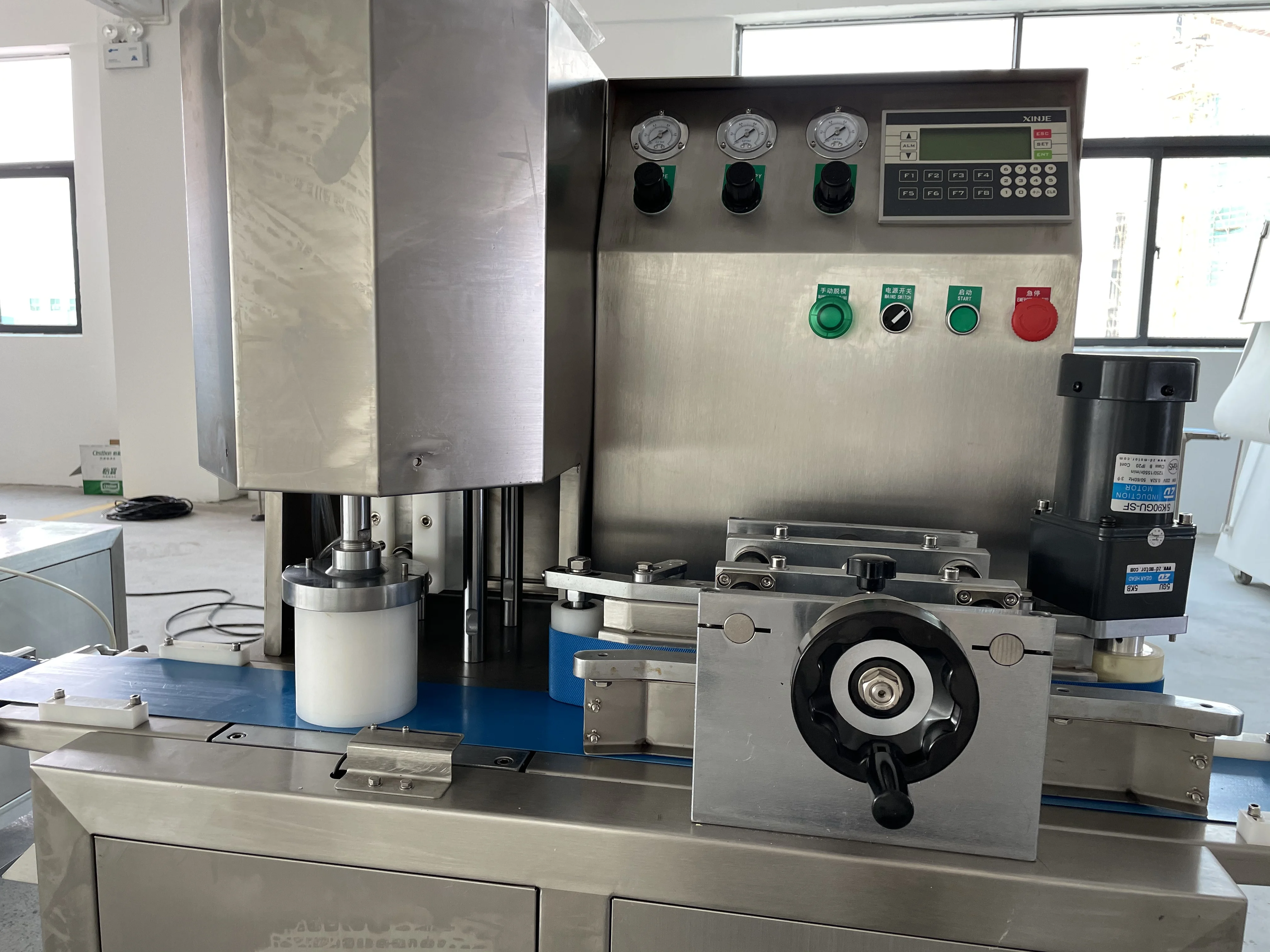 Factory  Price Moon Cake Making Machine For Business Use Multifunctional  Mooncake Production Line Encrusting Machine