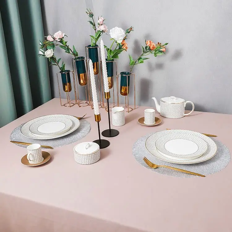 Top Selling Fancy Dinnerware Set New Design Fine Bone China Dinnerware Sets