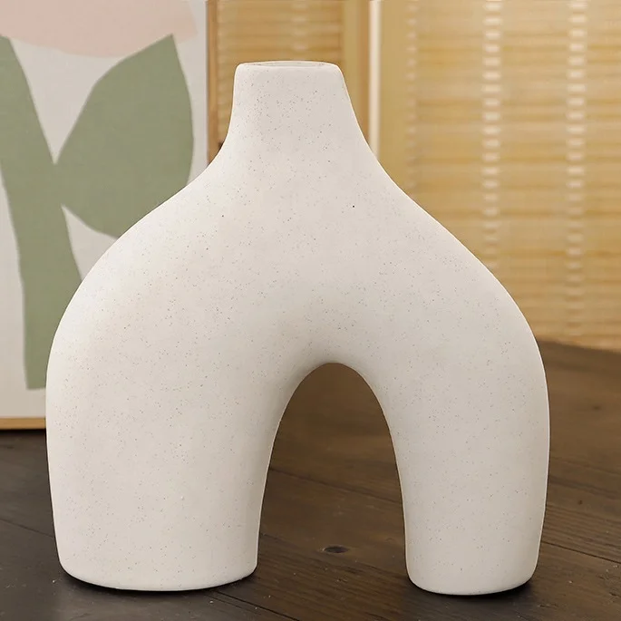 Eco-friendly high quality handmade elegant ceramic flower vases home ornament Nordic minimalism porcelain circular donut Vase