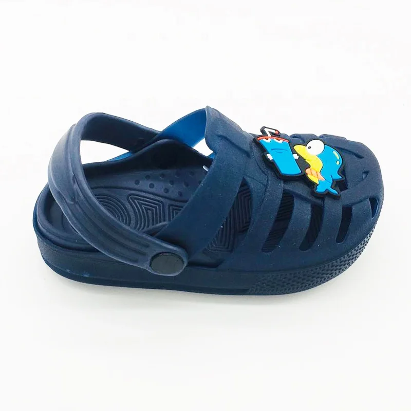 Wholesale cheap soft kids EVA clogs children garden shoes outdoor casual plastic sandals slide slippers for boys and girls