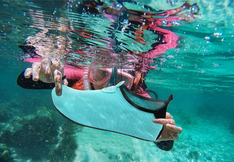 Custom Style Quick Dry Barefoot Aqua Beach Swim Diving Water Walking Swimming Shoes Snorkeling Dive Boots with Anti-Slip Rubber