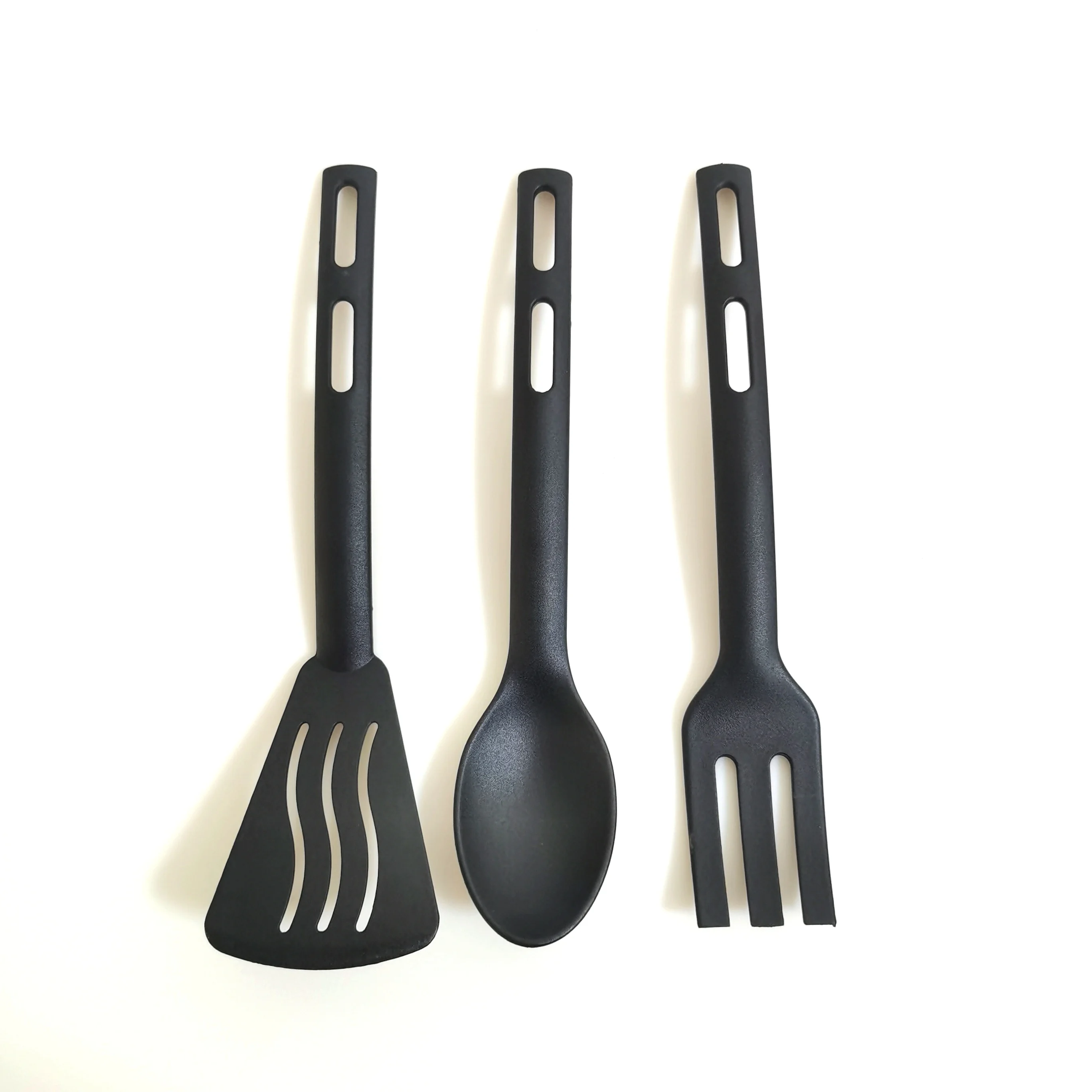 2021 hot sale kitchen utensil nylon kitchen utensil heat-resistant fork and spoon turner 3-piece set