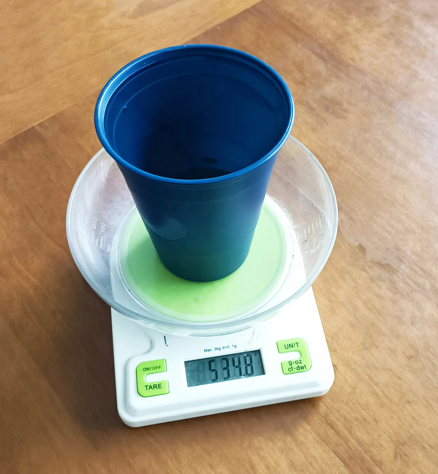 Factory  OEM and ODM 16oz custom color and logo sports stadium cups fun games party festival reusable plastic beer pong Cups