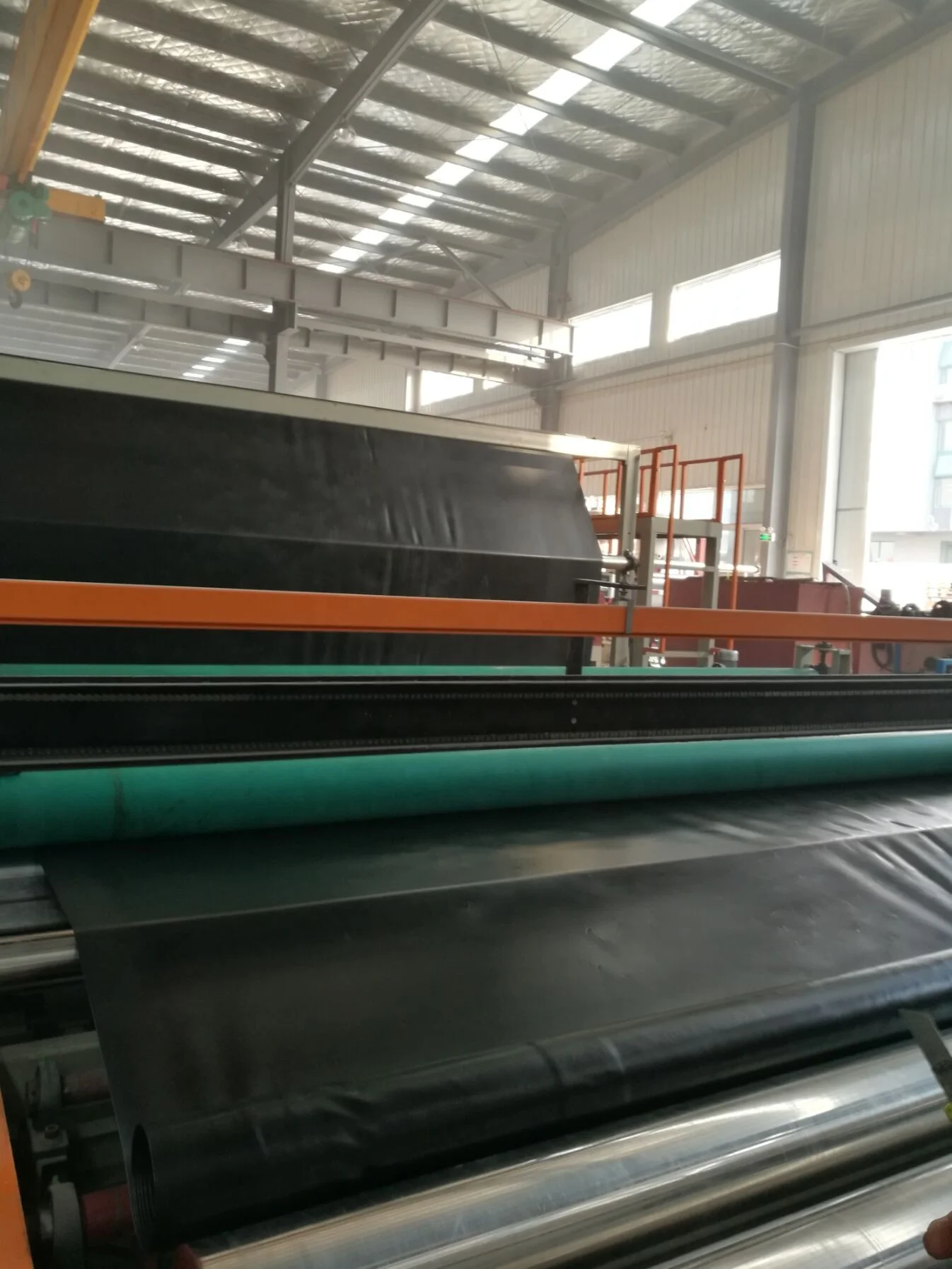 Easy Construction Self Adhesive Waterproof Construction EPDM Rubber Roofing Waterproof Membrane