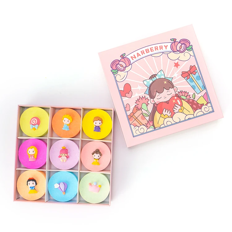 High Quality Organic Bath Salt Round Cake Bath Bombs With Toy Inside Cute Bath Bombs