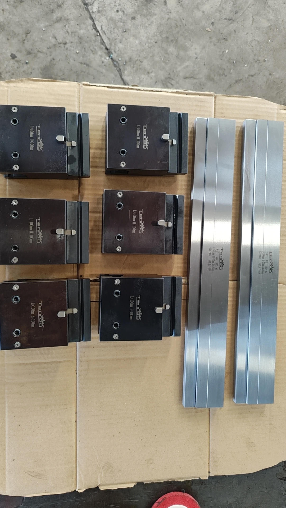 WILA PRESS BRAKE TOOL EXTENDERS adaption provided with Safety-Pins