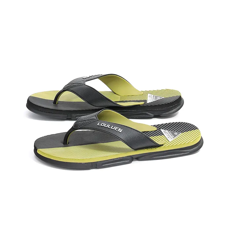 Wholesale New Design PVC Flip Flops Slippers Good Quality Anti-Slip Soft Waterproof Beach Shoes for Summer Massage Insole