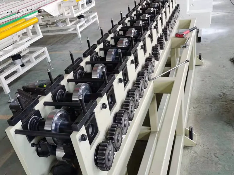 Ordinary Manual Designed High Speed Metal Steel Door Frame and Shutter Guide Roll Forming Making Press Machine in China
