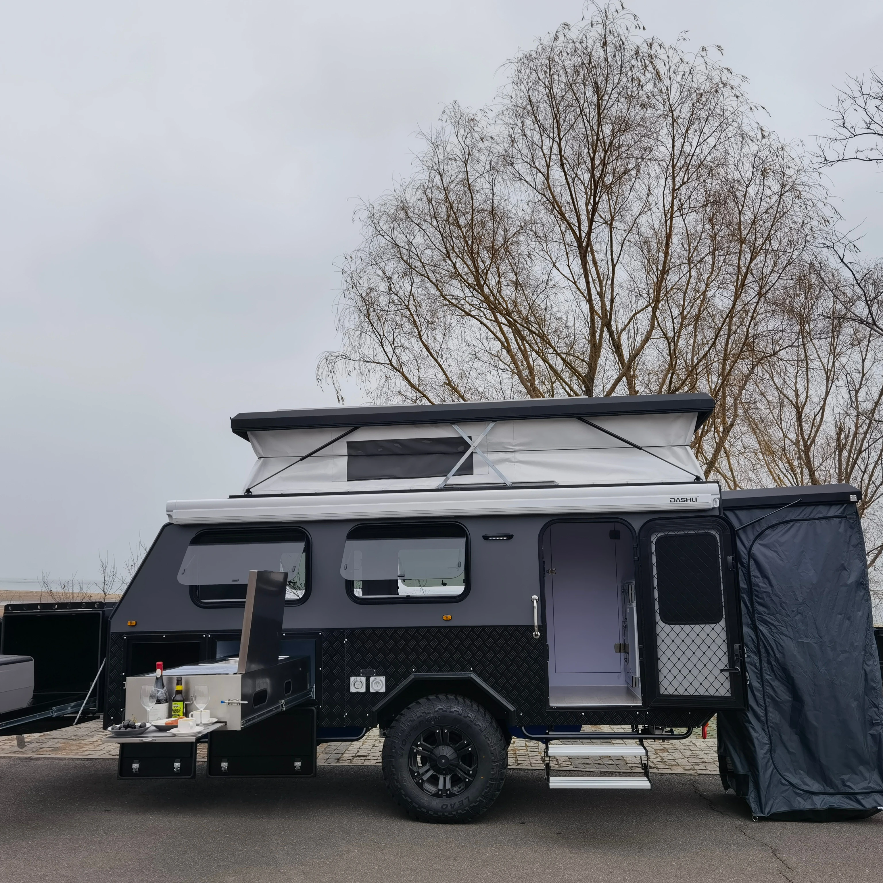 Customized Mobile Off Road Caravan Rv Camper Tralier Awning For Caravan