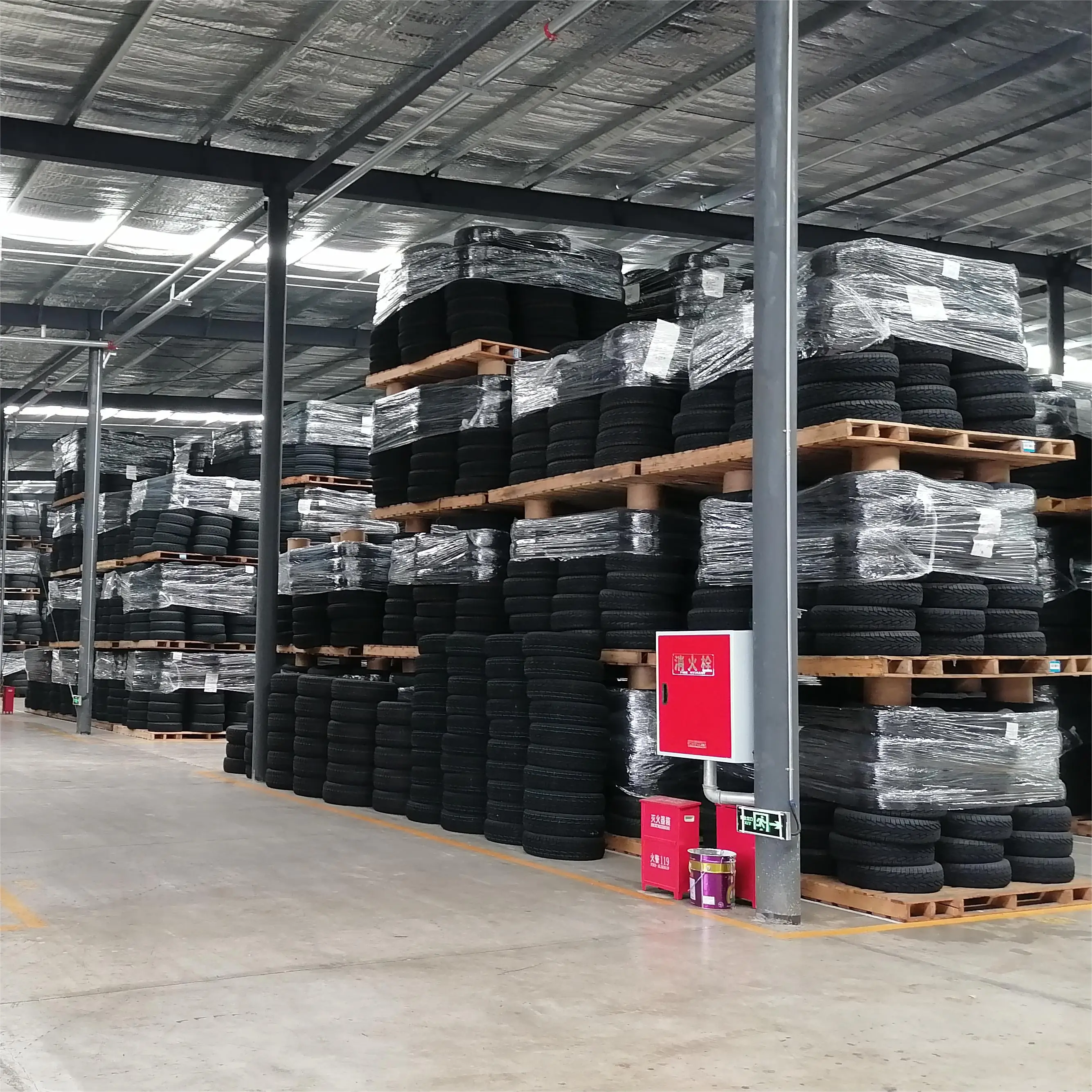 Wholesale Radial 13r22.5-18pr Tr918 Truck Tire In Chinese Manufacturing Plant