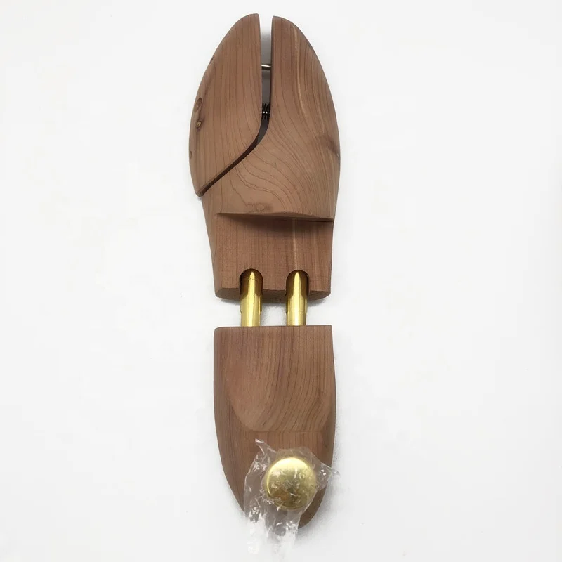 FSC  certified adjustable aromatic cedar wood shoe trees stretcher for men or women