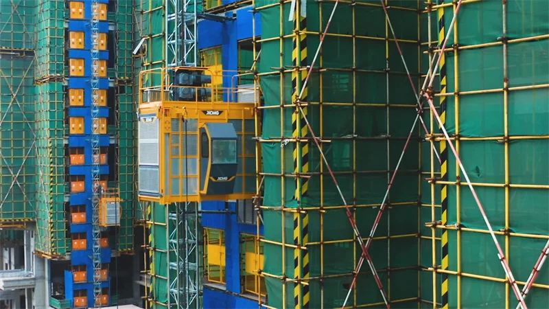 XCMG Official 4 Ton Double Cage Construction Elevator Hoist SC200/200 Lifter For Construction