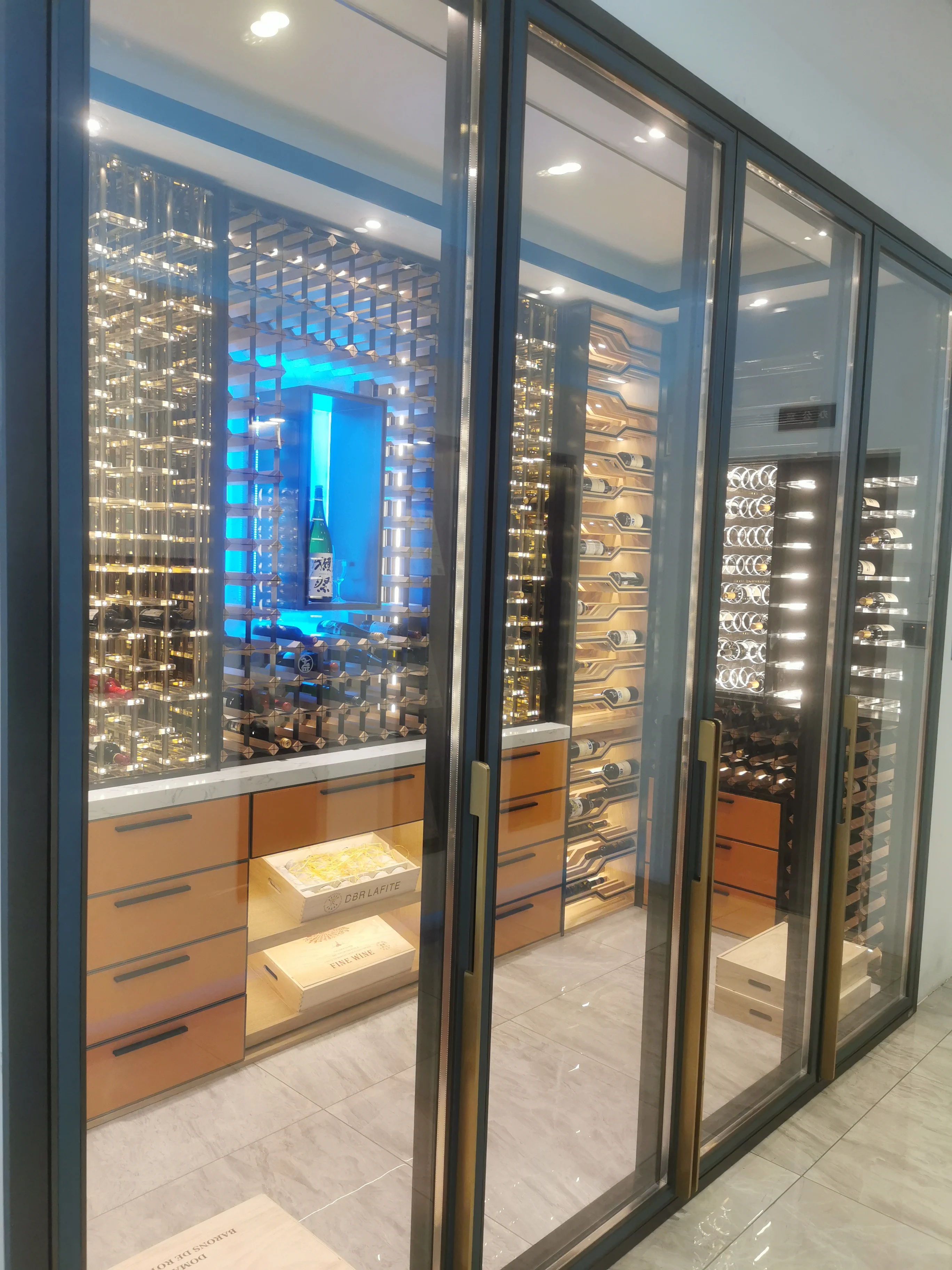 Multi-function Wine Cooler Liquor Cellar Constant Temperature & Humidity Wine Cabinet Dual Temperature Zone Luxury Wine Room