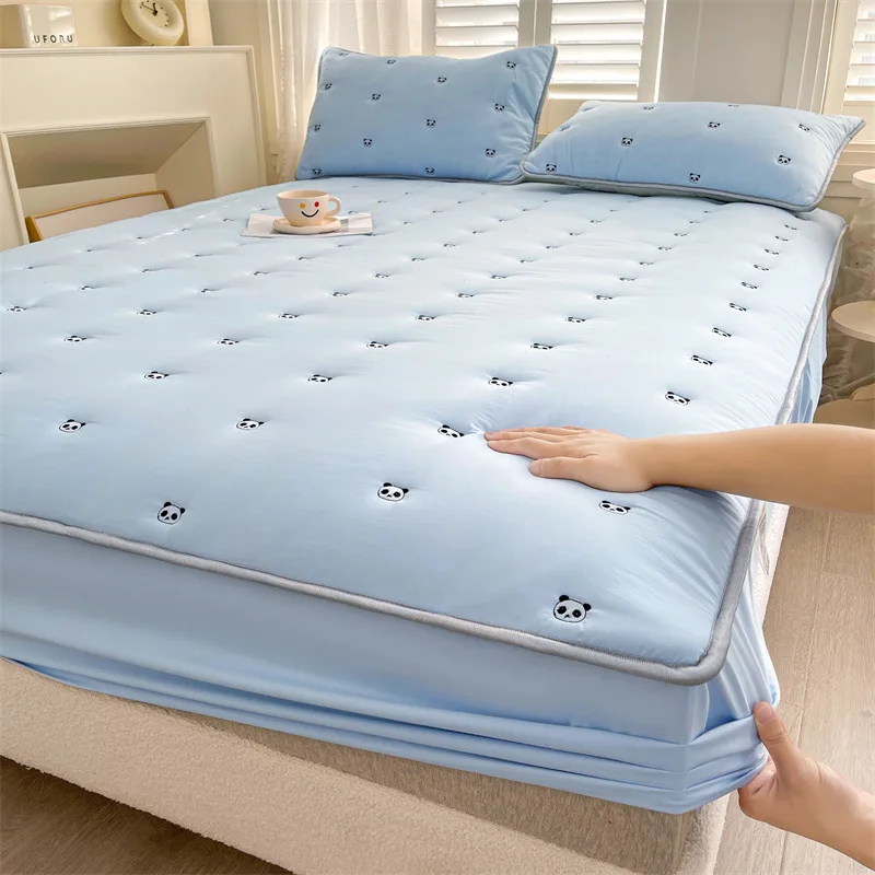 Cotton Padded Bed Cover Soybean Fiber Pure Embroidery Mattress Cover Non-slip Protective Cover