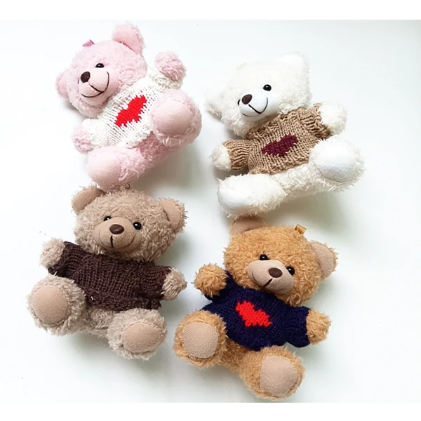 plush bear keychain.jpg