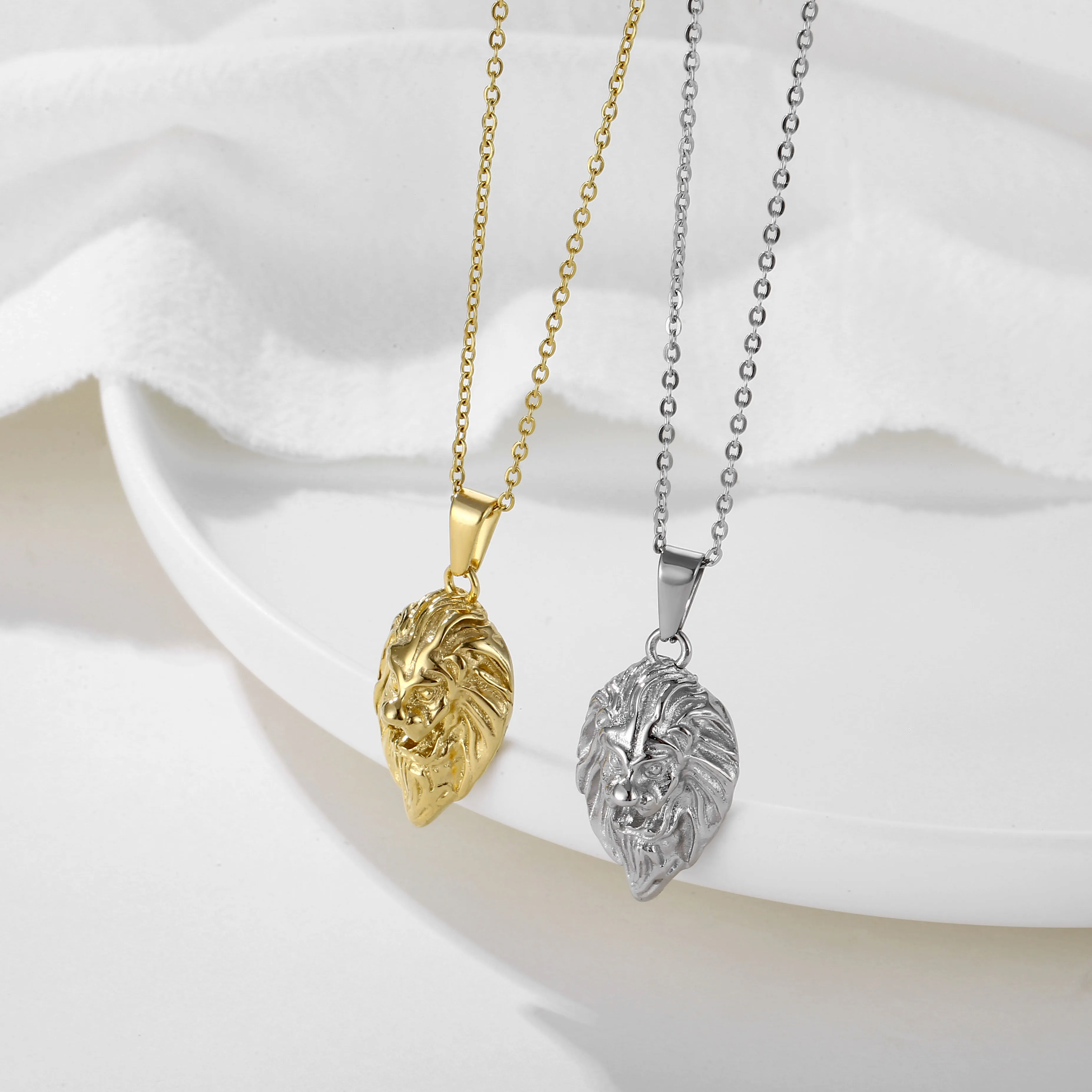 Wholesale Jewelry 18K Gold 3D Revenge Gun Angel Lion Head Praying Angel Pendant Necklace Stainless Steel Silver Chain Necklace