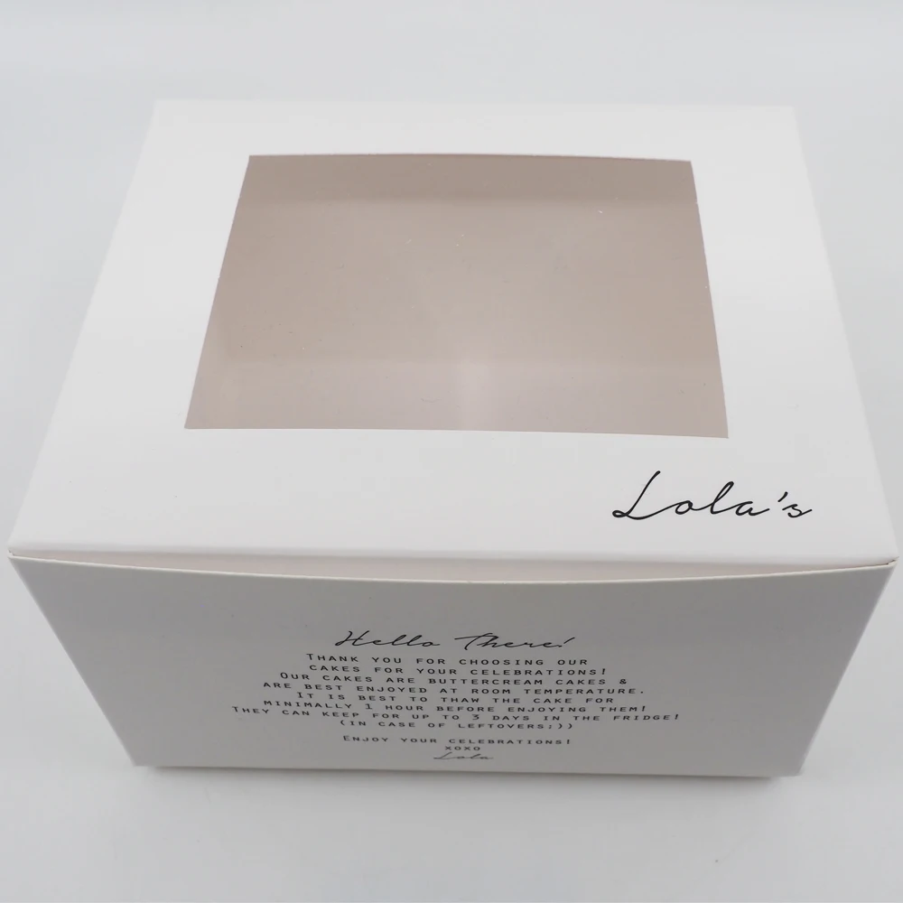 
200 г/кв. М Толщина Белая Квадратная одноразовая матовая ламинированная художественная карточка для торта из Сингапура 