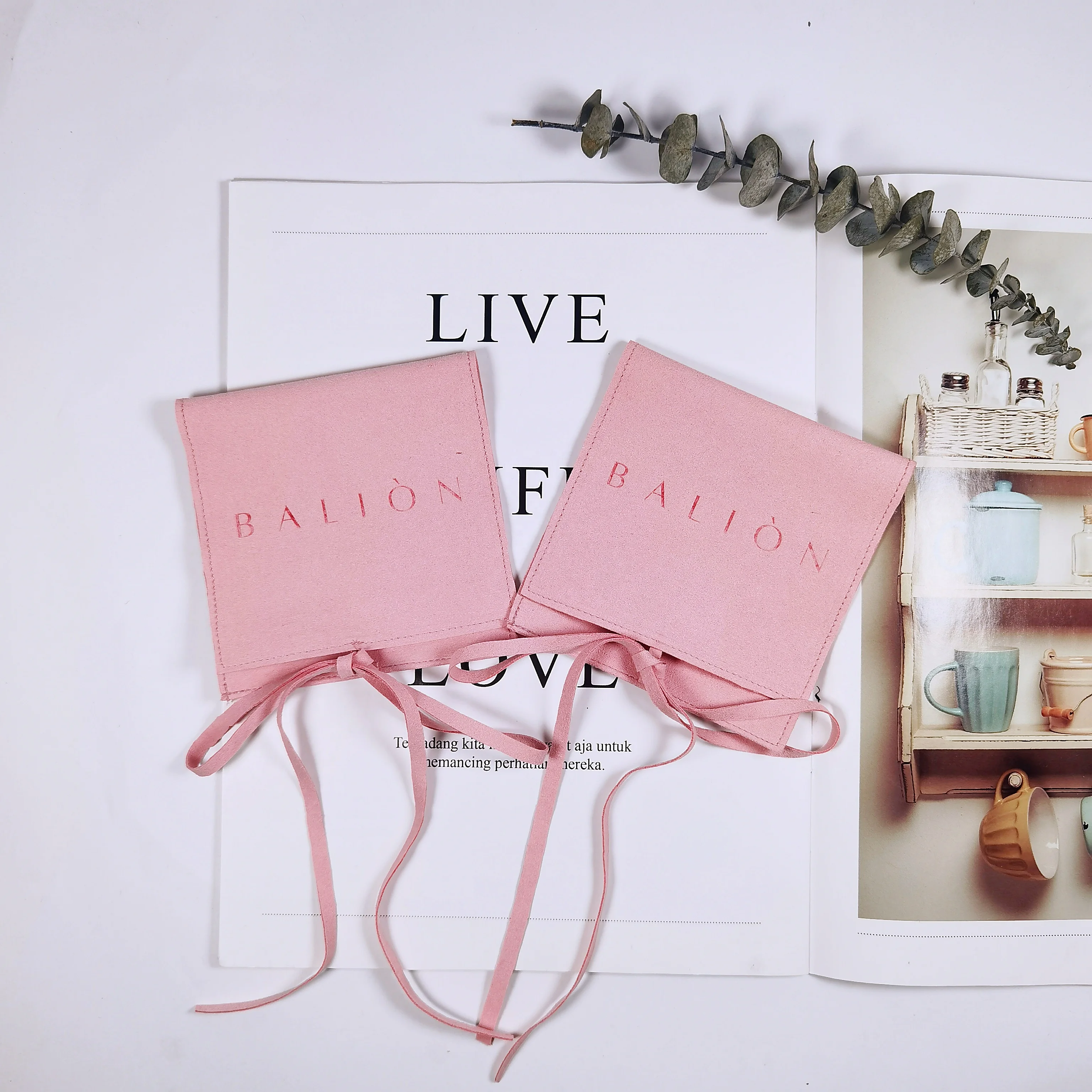 Light Pink Luxury Microfiber Jewelry Packaging Bags Envelope Flap Velvet Suede Fabric Pouch With Bow Knot