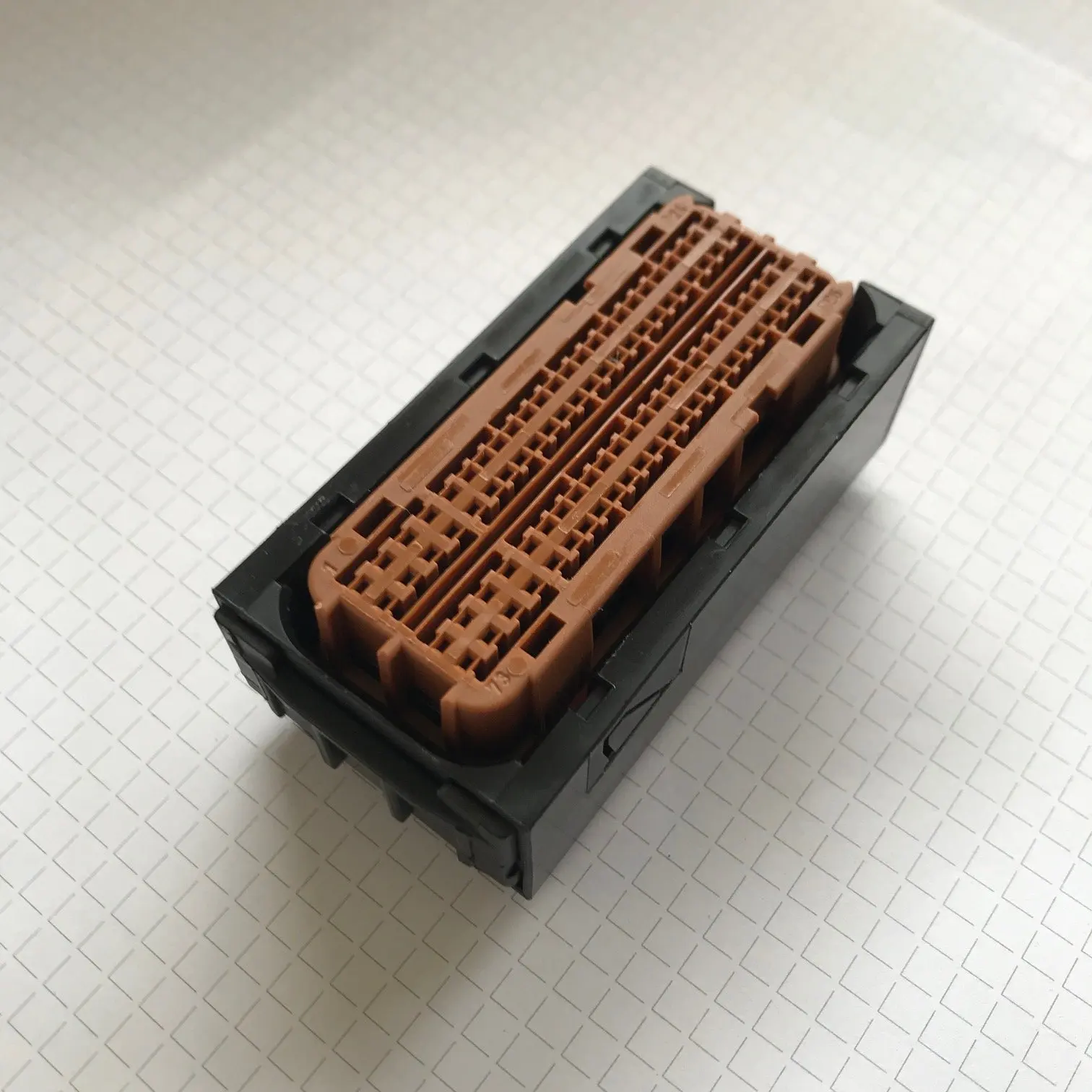 13964572 13839473 13964569 Aptiv Delphi Automotive Connector