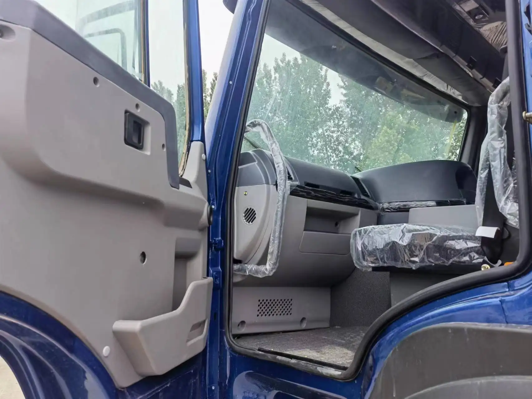 Sinotruck Howo б/у 6*4 371HP 2018 самосвал высокого качества без односпальной платформы Сертифицированный 95% новый