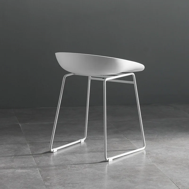 
High Quality Regal Tall Metal Frame Leather Cushion High Unique Bar Stool 