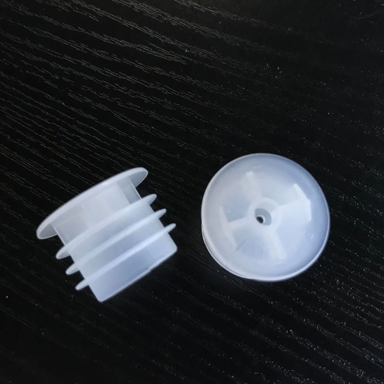 Press in Bottle Adapter for Oral Medication DIN28 Bottle Neck