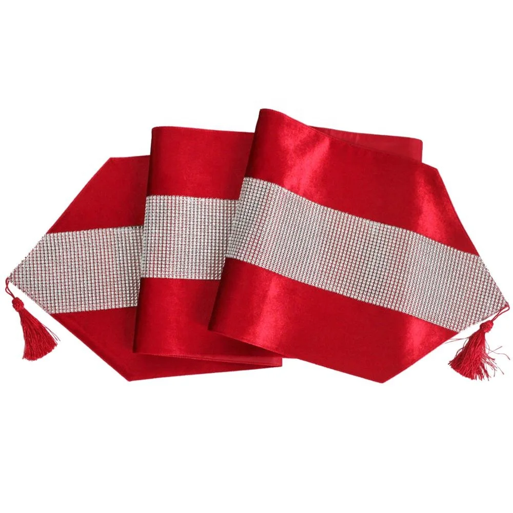 New Design High Quality Velvet Pintuck Burling Burling Sequin with Tassel  Fashionable Table Runner Tabletop Decoration