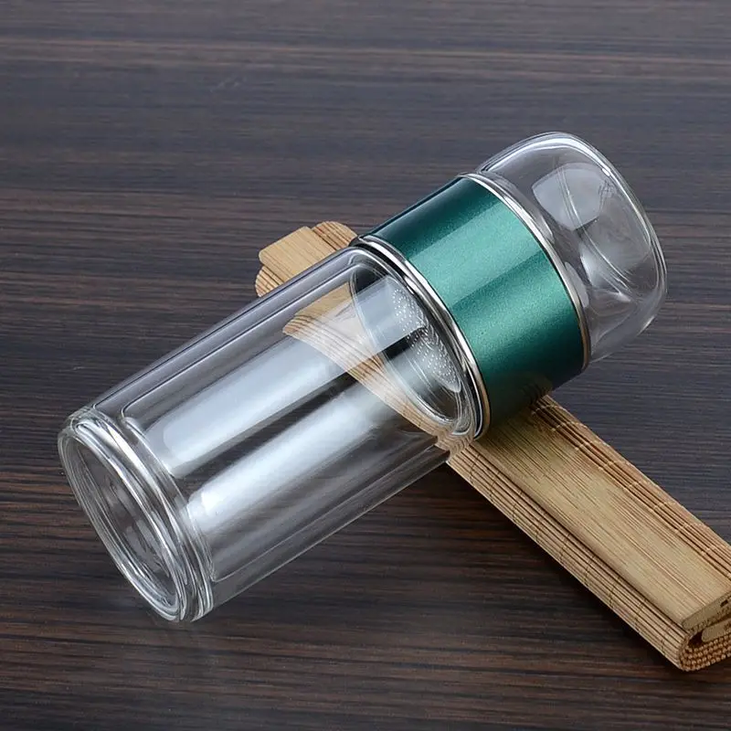 260ml Wholesale Glass Tea Water Separation Bottle with Tea Strainer Leak-Proof Glass Tea Tumbler with Wood Color For Office