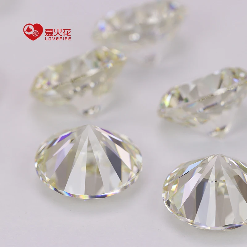 GH color vvs synthetic lab created moissanite stone loose round cut gra moissanite