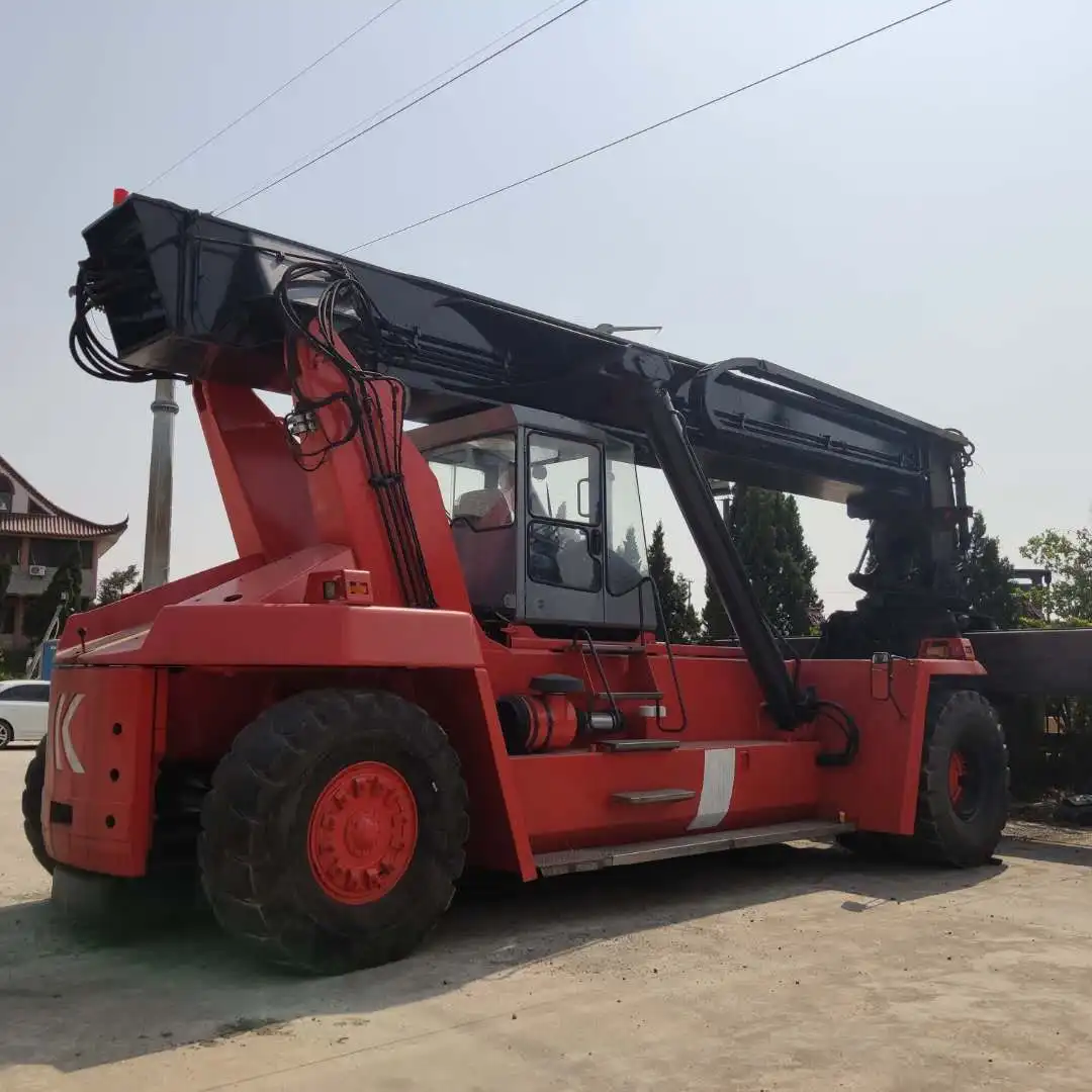Использованный штабелер для контейнеров Kalmar DRF450