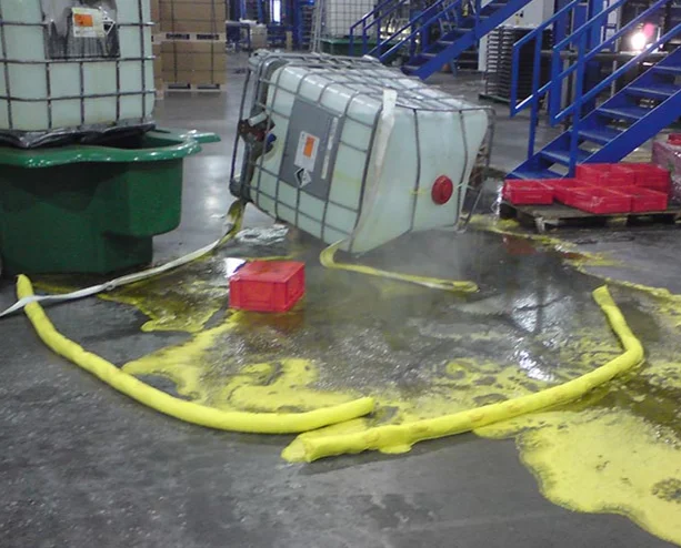 Factory customizable Chemical oil spill control absorbent material chemical spill kit