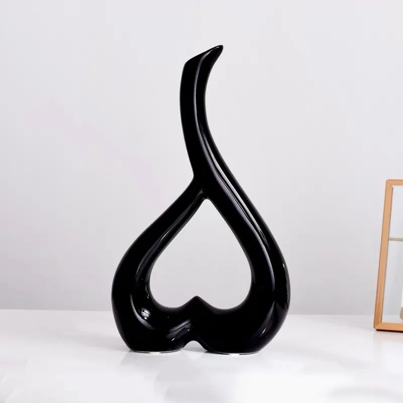 Europe Nordic Hollow Gold Decorative Vases Centerpiece Tabletop Small Mouth Vases Decor Gold Circular Ceramic Flower Vase