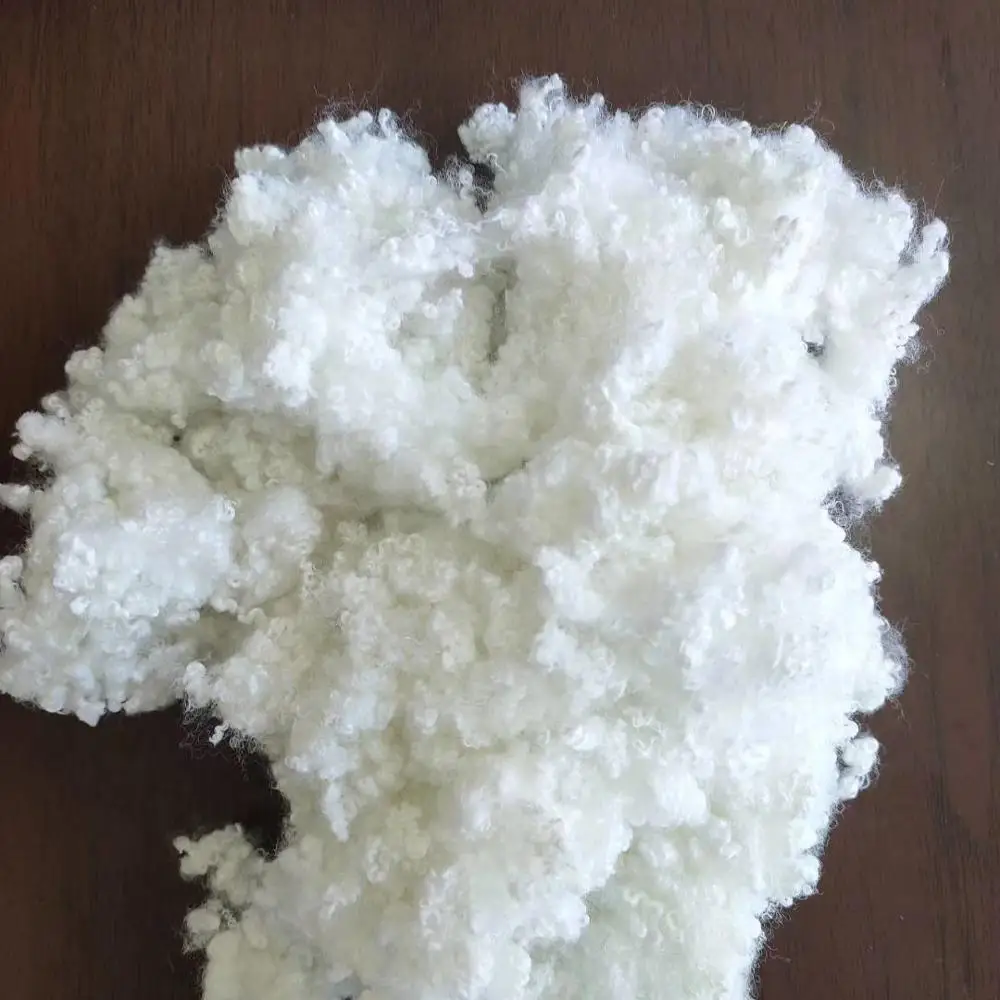 
 Хорошее качество, полиэфирное волокно 6D * 51 мм для наполнения  