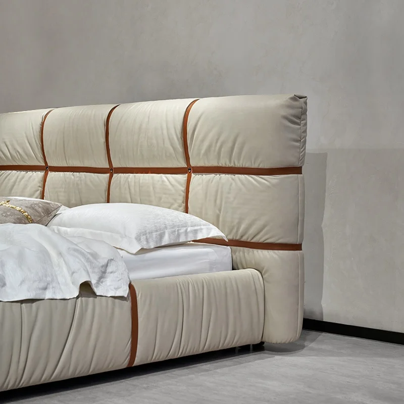 Italy high end luxury king size full grain cow leather leather soft bed with big high headboard