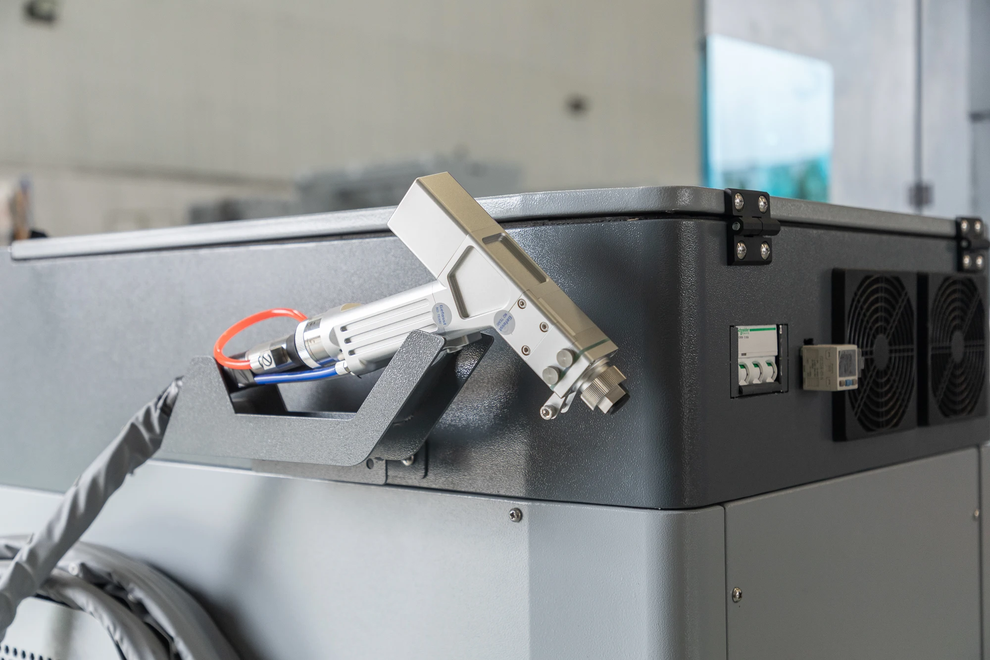 Accurl Laser Welding Machine 3 In 1 Hand-held Mini Fiber Laser Welder  For Metal Aluminum Stainless Steel
